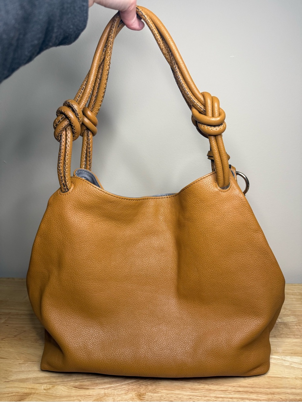 Vince Camuto Aaron Hobo Shoulder Bag Rustic Oak EUC - Picture 3 of 11